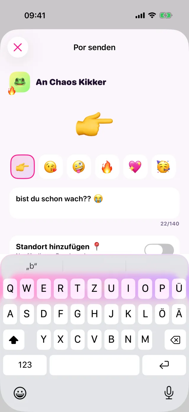 Einen Por mit einem Emoji und einer kurzen Nachricht verschicken.