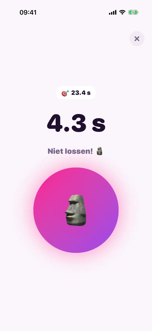 Stare Down in porpor, midden in een spelletje.